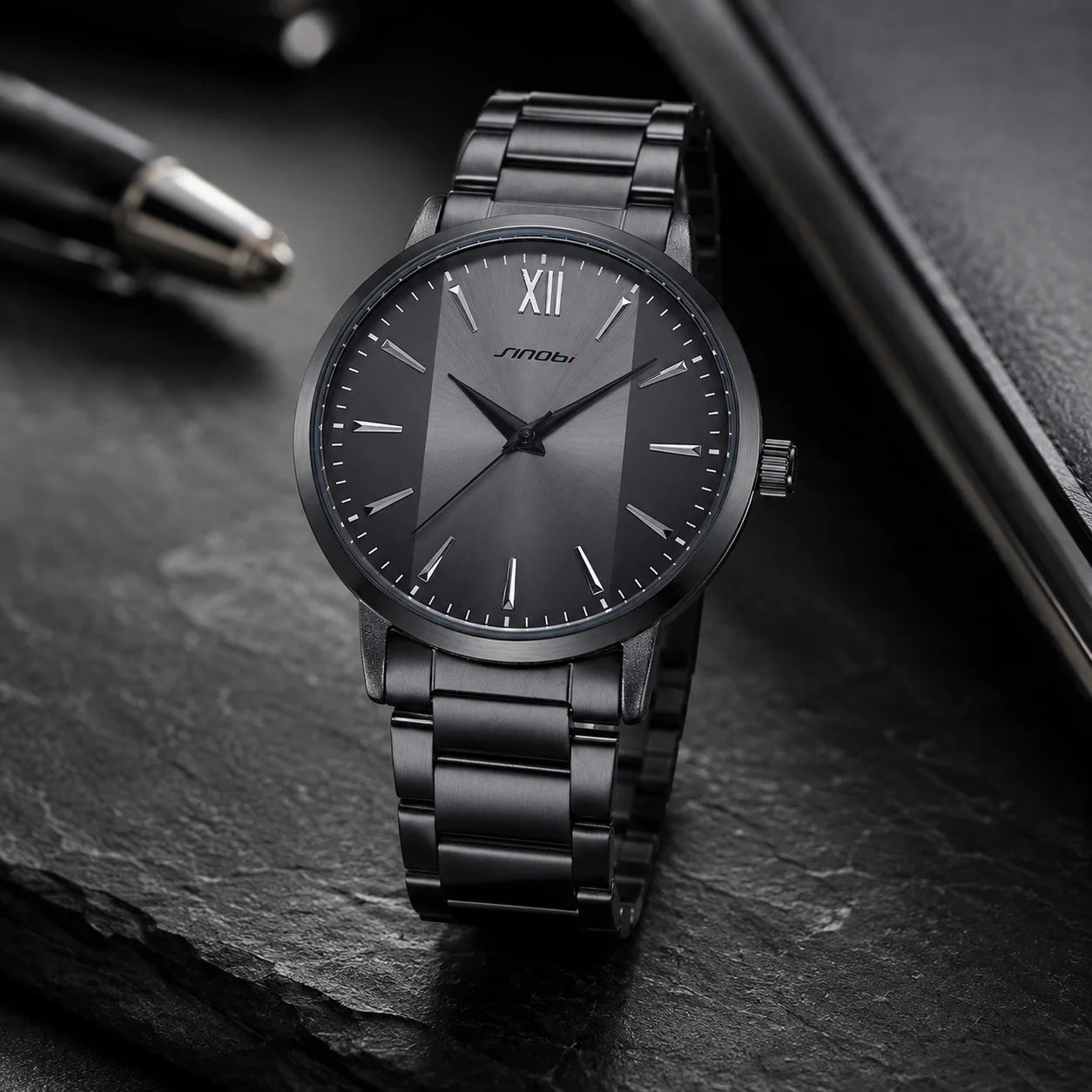 Customized OEM Sport Quartz Watch Alloy Case Pointer Dial Water Resistant 30M Stainless Steel Band for Men & Women