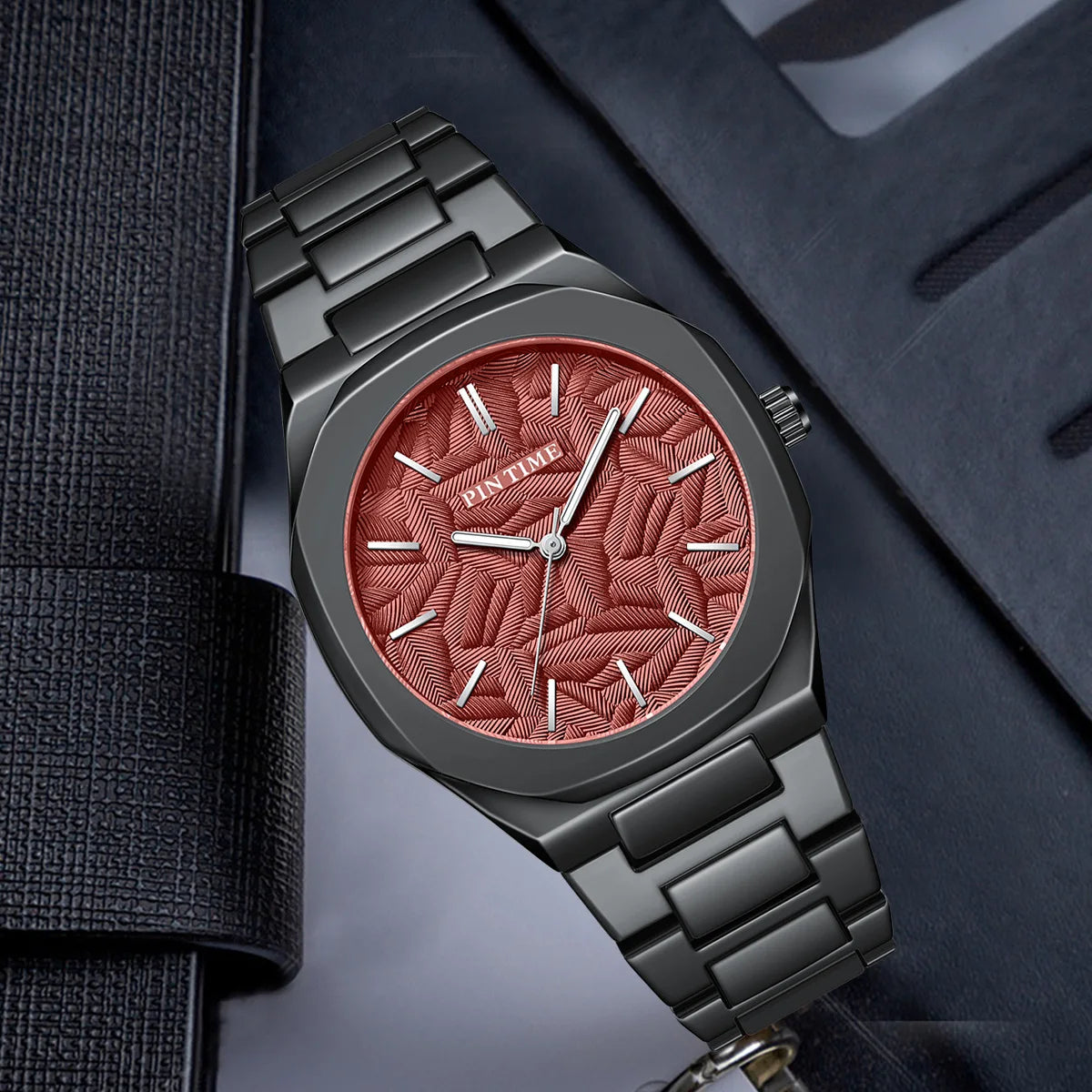 Luxury Fashionable Business Men's Watch Three-Dimensional Embossed Leaf Design Alloy Case 30M Water Resistant Quartz