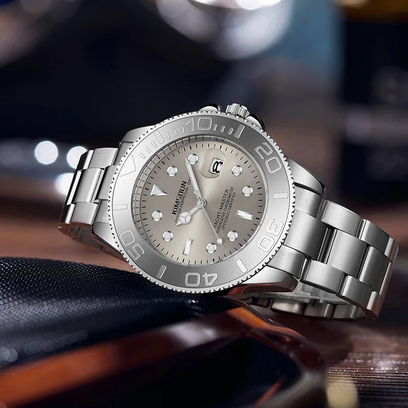 Men's Fashionable Alloy Case 43mm Stainless Steel Band Luminous Waterproof Quartz Watch Leisure Style Pointer Dial