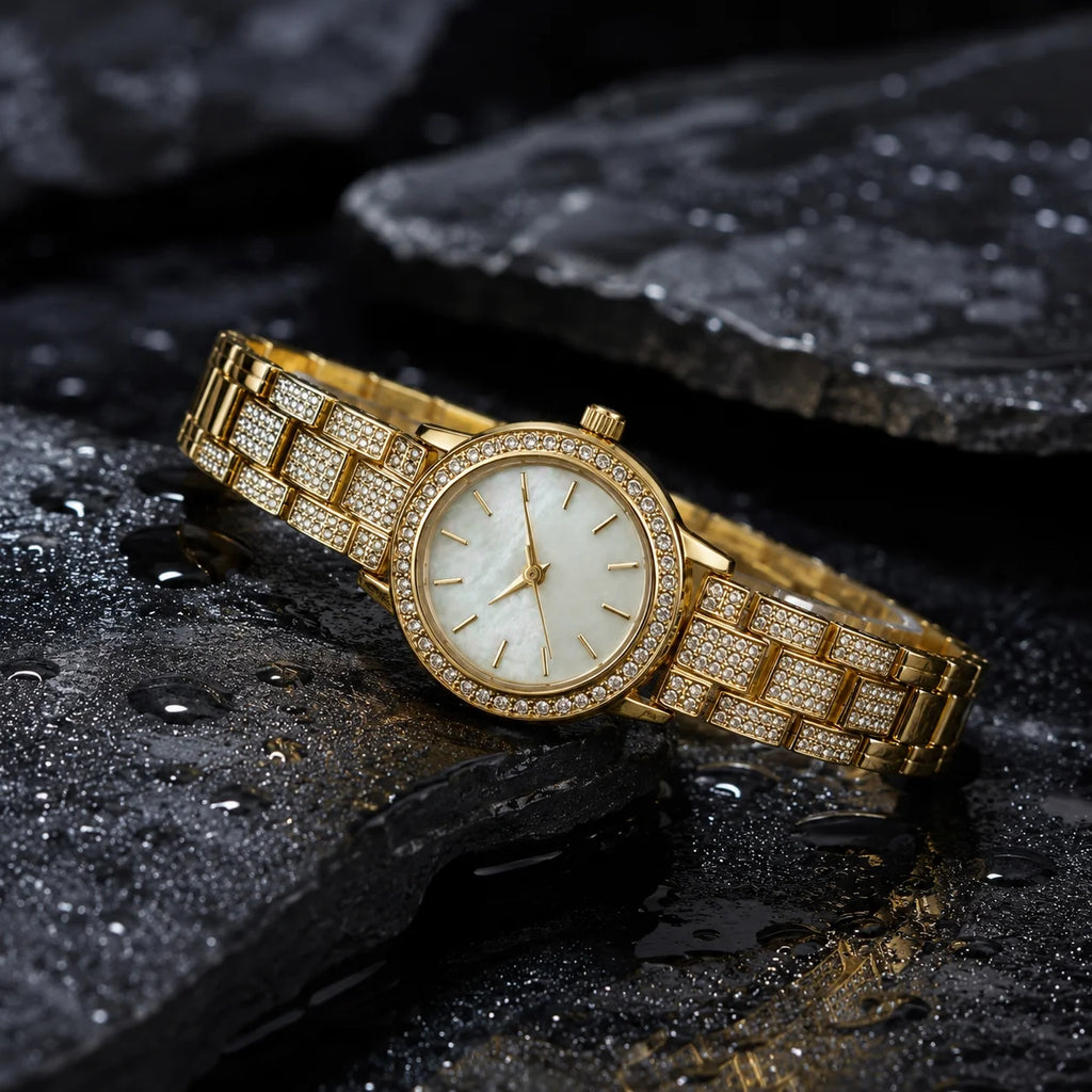 OEM Custom Logo Women's Quartz Analog Glass Dial Round Alloy Case Metal Strap Fashion Wholesale Watch for Ladies