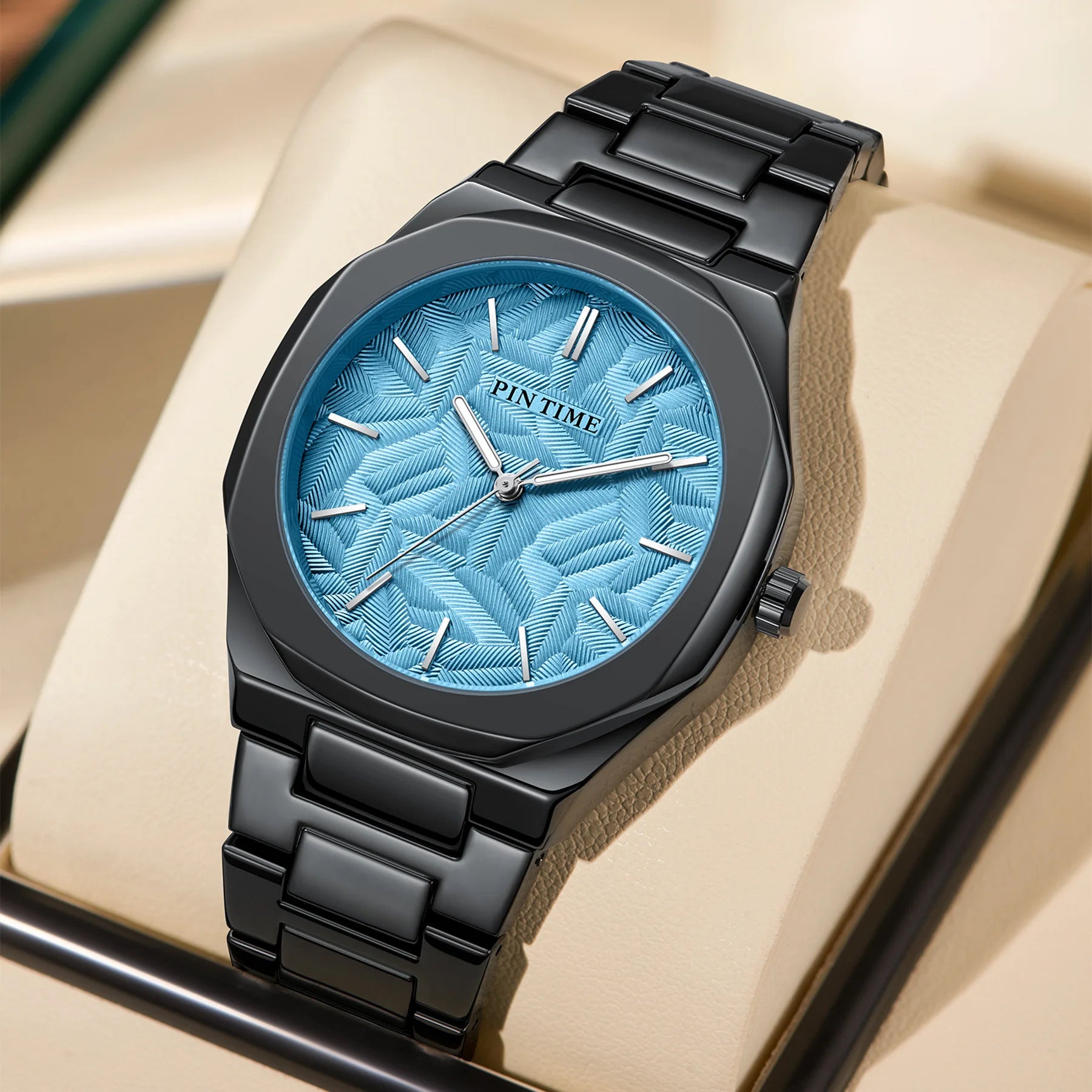 Luxury Fashionable Business Men's Watch Three-Dimensional Embossed Leaf Design Alloy Case 30M Water Resistant Quartz
