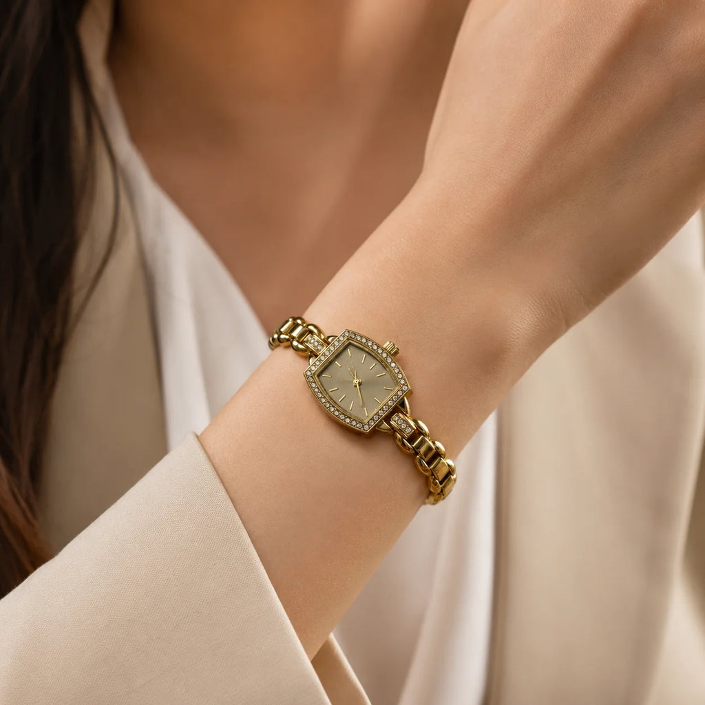 OEM Custom Logo Women's Quartz Analog Glass Dial Watch Irregular Alloy Case Metal Strap Fashion Wholesale for Ladies