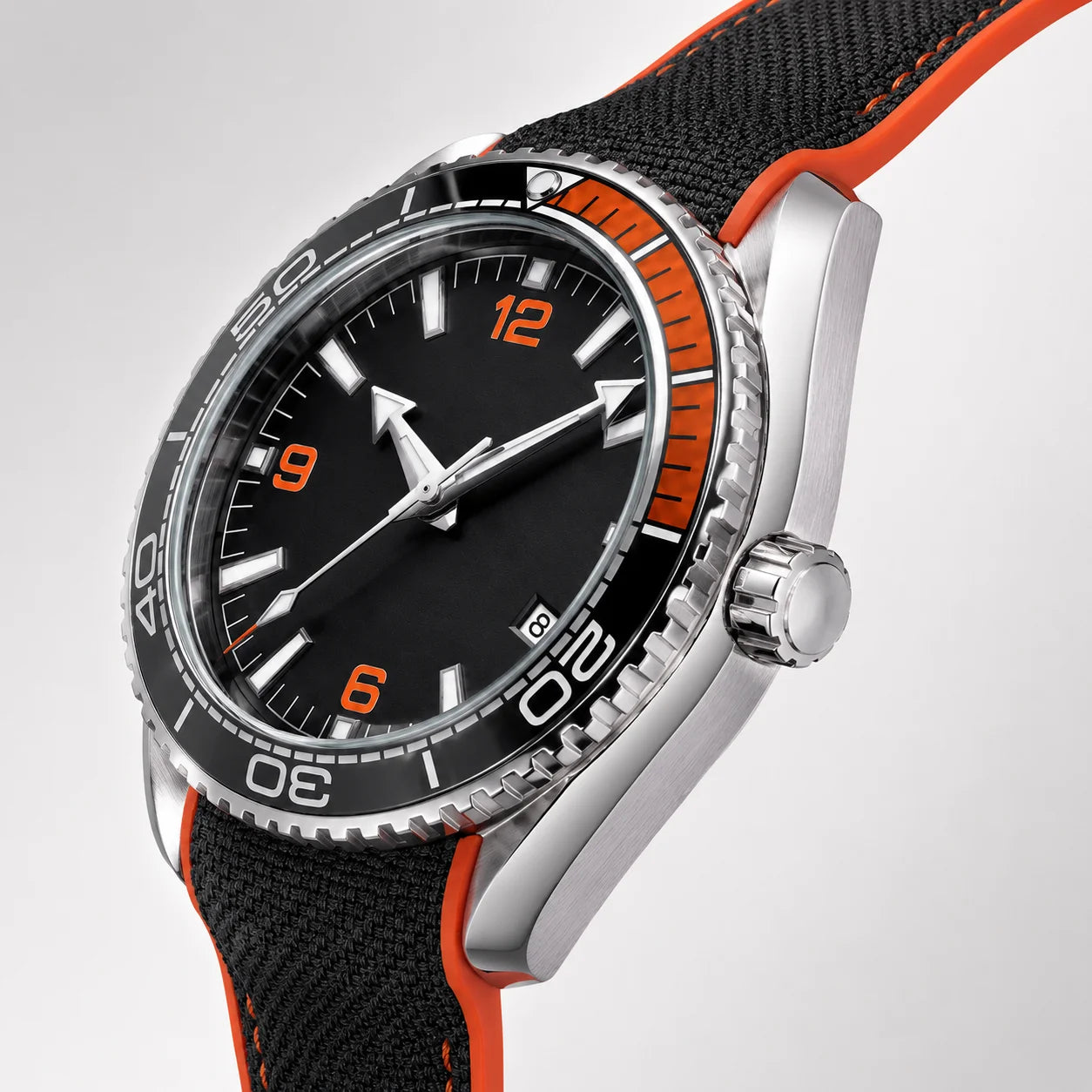 Hippocampus-Style Men's Quartz Watch Dial 45mm 30M Water Resistant Calendar Luminous Hands Nylon Band Hidden Clasp Pointer
