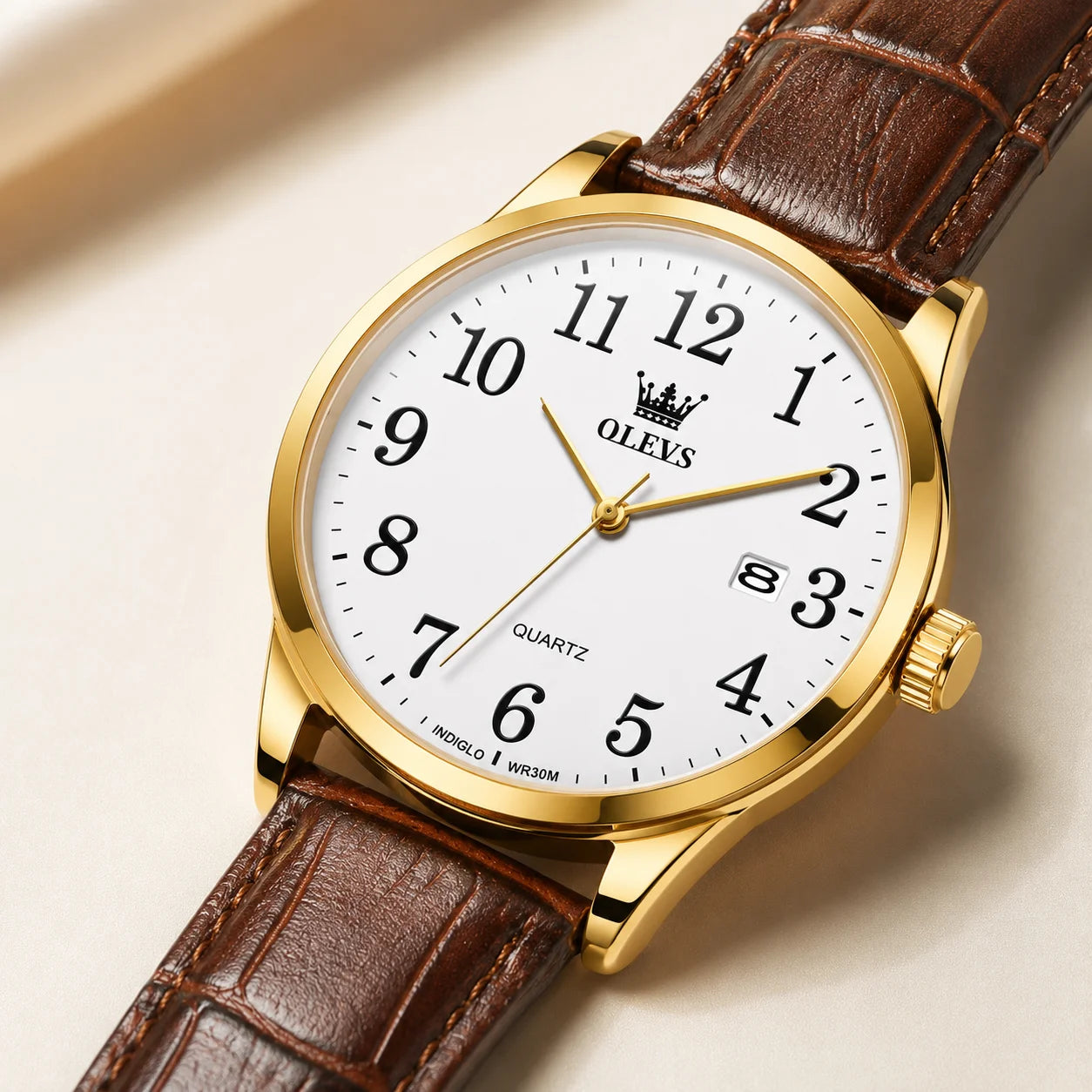 Wholesale Simple Couple Quartz Watch Fashion Waterproof Alloy Case Leather Strap 9mm Thick 39mm Dial Leisure Men's Watch