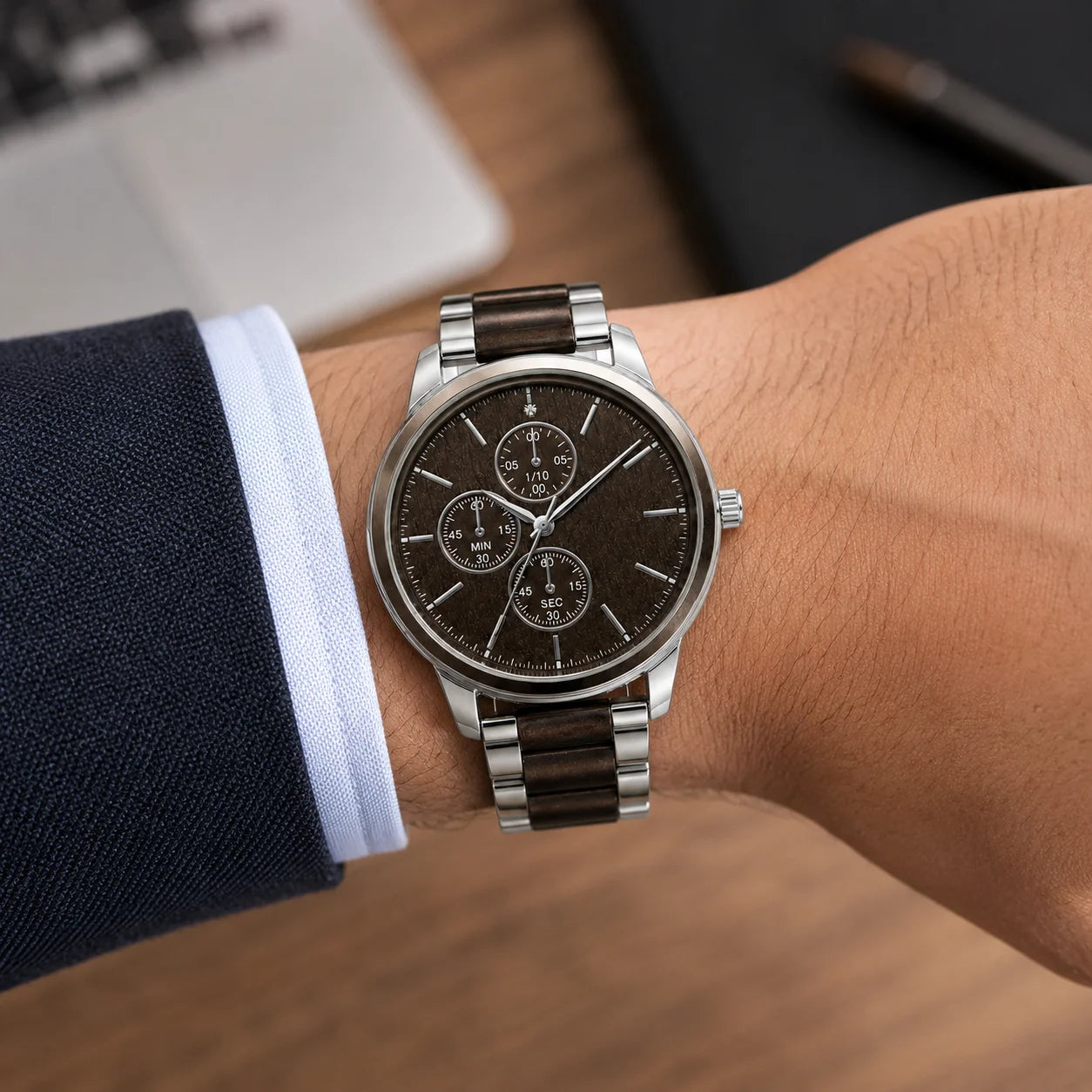 OEM Custom Logo Extra Large Round Quartz Analog Watch Alloy Case Glass Dial Metal Strap 45mm Wholesale Men